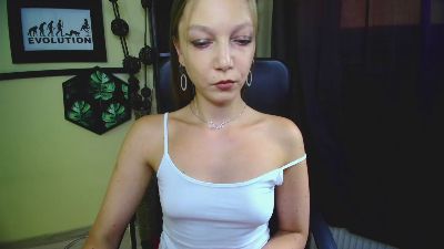 kiss_Emilly live cam on Cam4