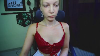 kiss_Emilly live cam on Cam4