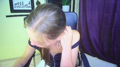 kiss_Emilly live cam on Cam4