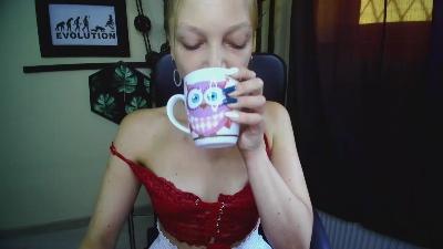 kiss_Emilly live cam on Cam4