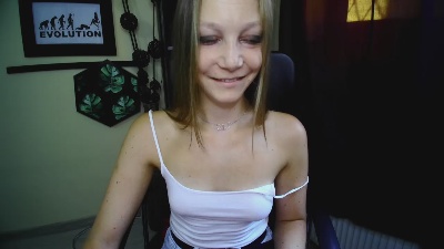kiss_Emilly live cam on Cam4