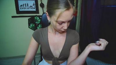 kiss_Emilly live cam on Cam4