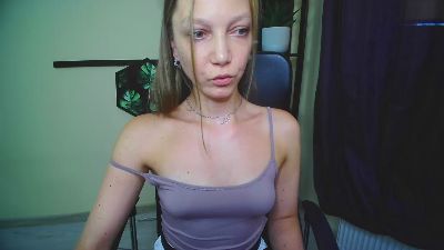 kiss_Emilly live cam on Cam4