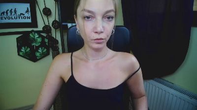 kiss_Emilly live cam on Cam4