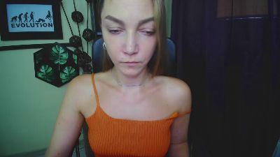 kiss_Emilly live cam on Cam4