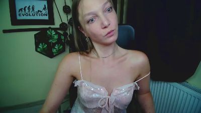 kiss_Emilly live cam on Cam4