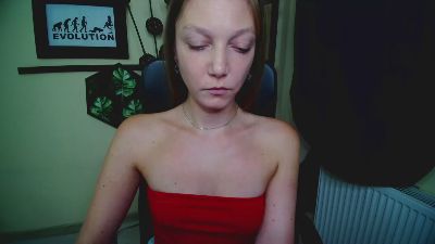 kiss_Emilly live cam on Cam4