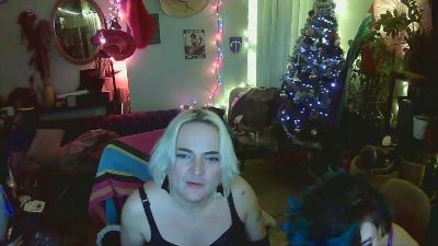 kittyHQ9830 live female webcam from United States
