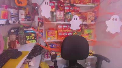 kitty__pinnk live cam on Cam4