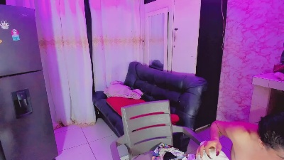kitty_naugthy20 live cam on Cam4