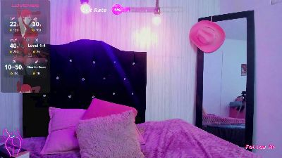 kitty_velvet live cam on Cam4