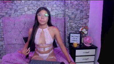 kitty_velvet live cam on Cam4