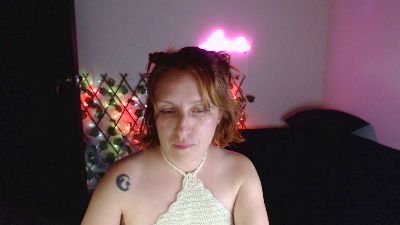kittysalvaje live cam on Cam4
