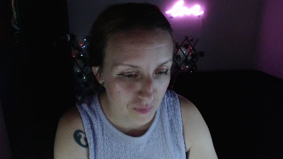 kittysalvaje live cam on Cam4