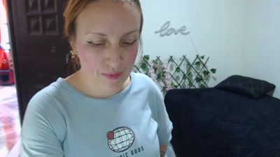 kittysalvaje live cam on Cam4