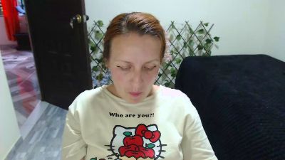 kittysalvaje live cam on Cam4