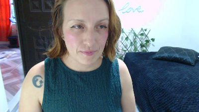 kittysalvaje live cam on Cam4