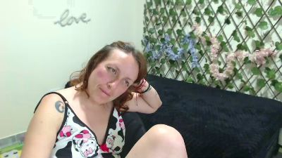 kittysalvaje live cam on Cam4