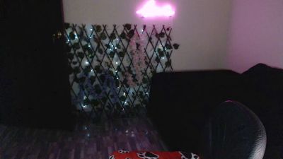 kittysalvaje live cam on Cam4