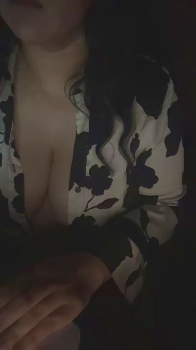kiwiix live cam on Cam4