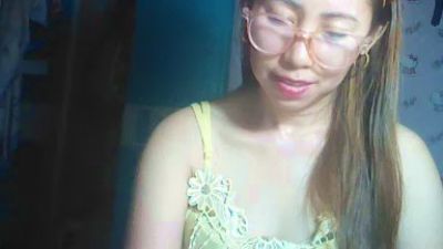 kizzmypussy live cam on Cam4