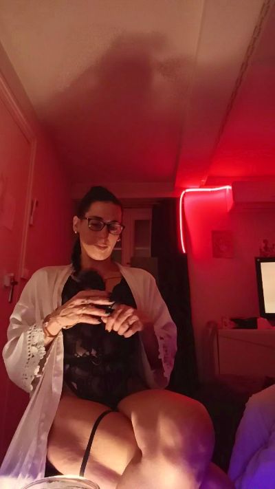 kkataninaa1 live cam on Cam4
