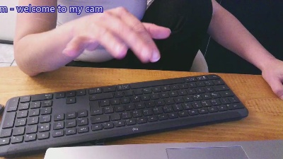 kleineshot live cam on Cam4
