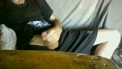 klindo666 live cam on Cam4