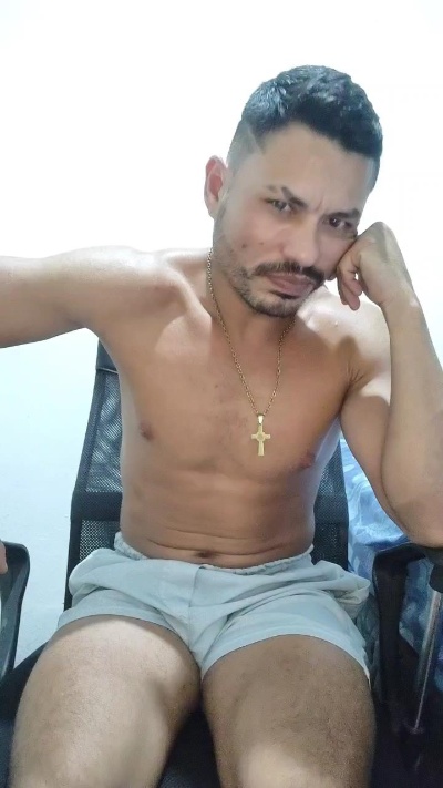 kllayton live cam on Cam4