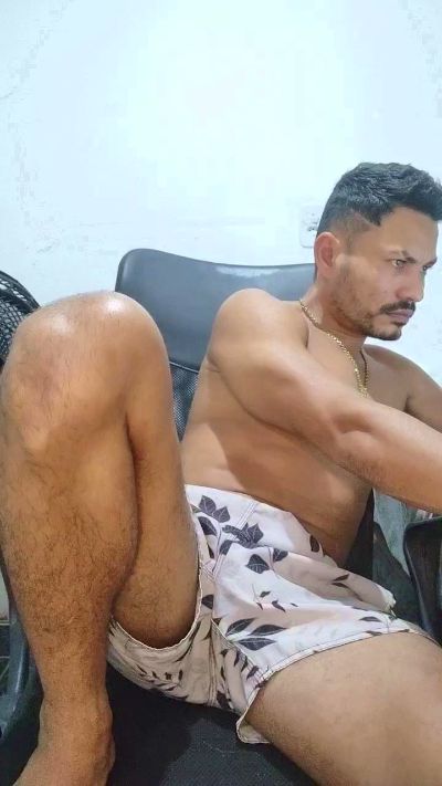 kllayton live cam on Cam4