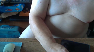 knuti4 live cam on Cam4