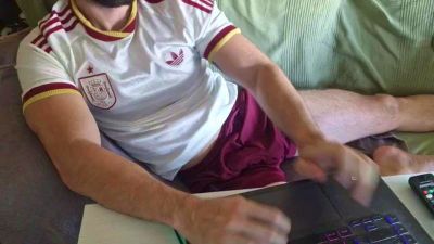 ko_pi live cam on Cam4