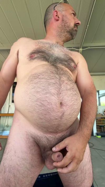 komar4 live cam on Cam4