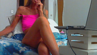 koralineee live cam on Cam4