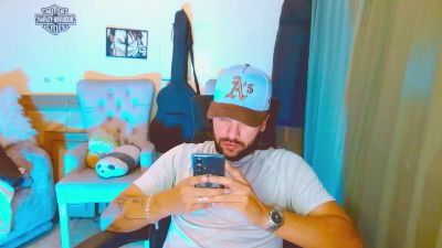 kraven_wolf live cam on Cam4