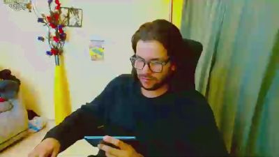 kraven_wolf live cam on Cam4