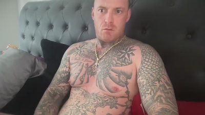 kray_sexy live cam on Cam4