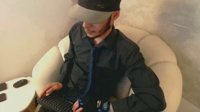 kreyko_ live cam on Cam4
