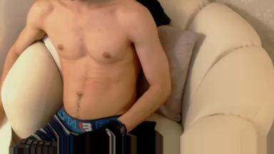 kreyko_ live cam on Cam4