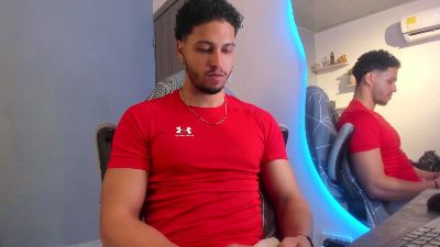 kris_khalifahot live cam on Cam4