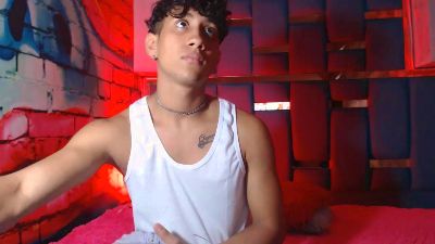 krish_ruselly7 live cam on Cam4