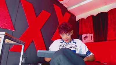 kristian_Isaac live cam on Cam4