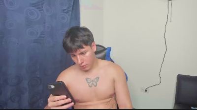 krizia9 live cam on Cam4