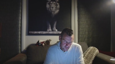 kurvaboy live cam on Cam4