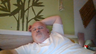 kuschl39 live cam on Cam4