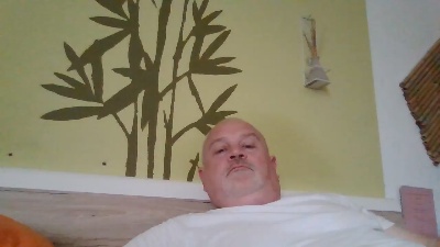 kuschl39 live cam on Cam4