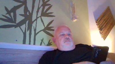 kuschl39 live cam on Cam4