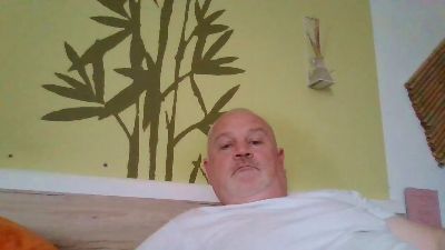 kuschl39 live cam on Cam4