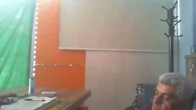 kutsal_adam live cam on Cam4