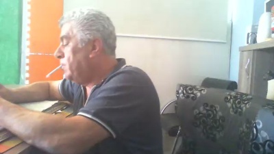 kutsal_adam live cam on Cam4